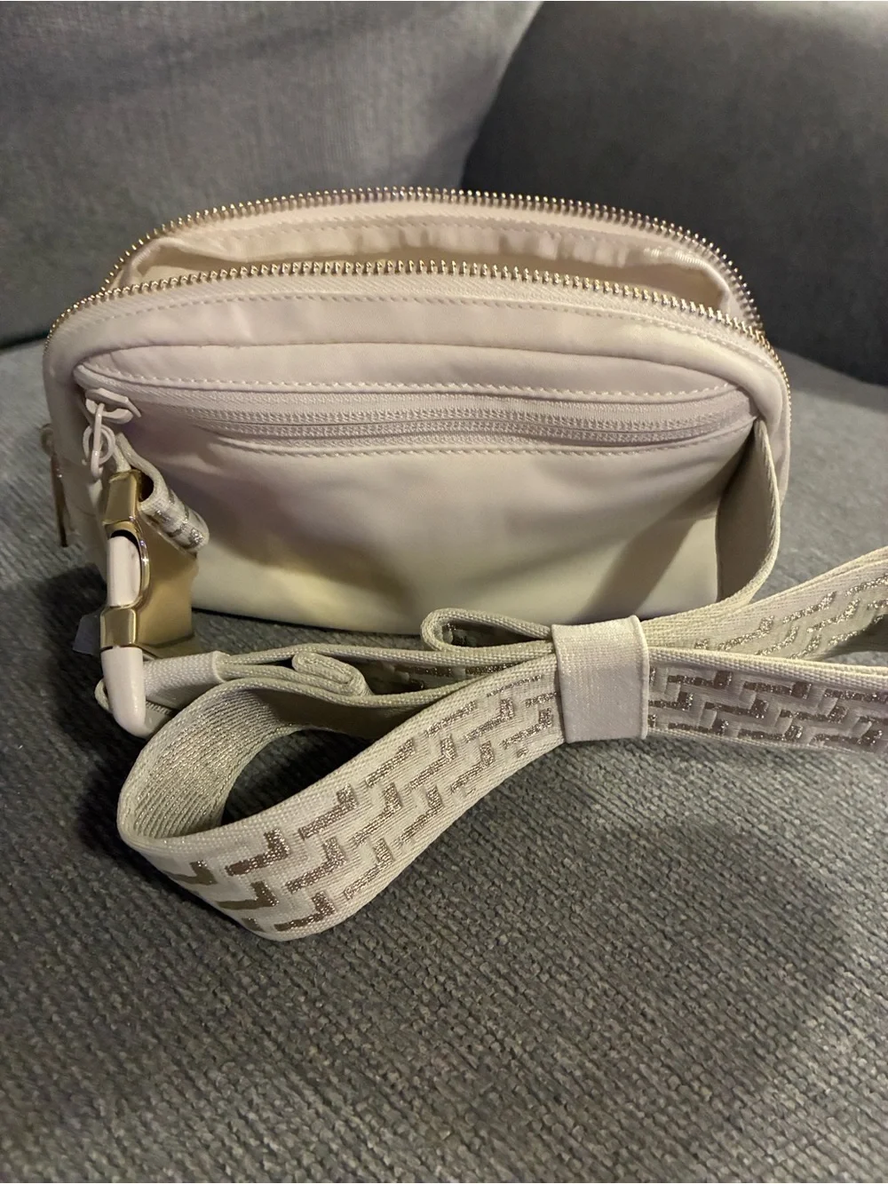 Lululemon belt bag